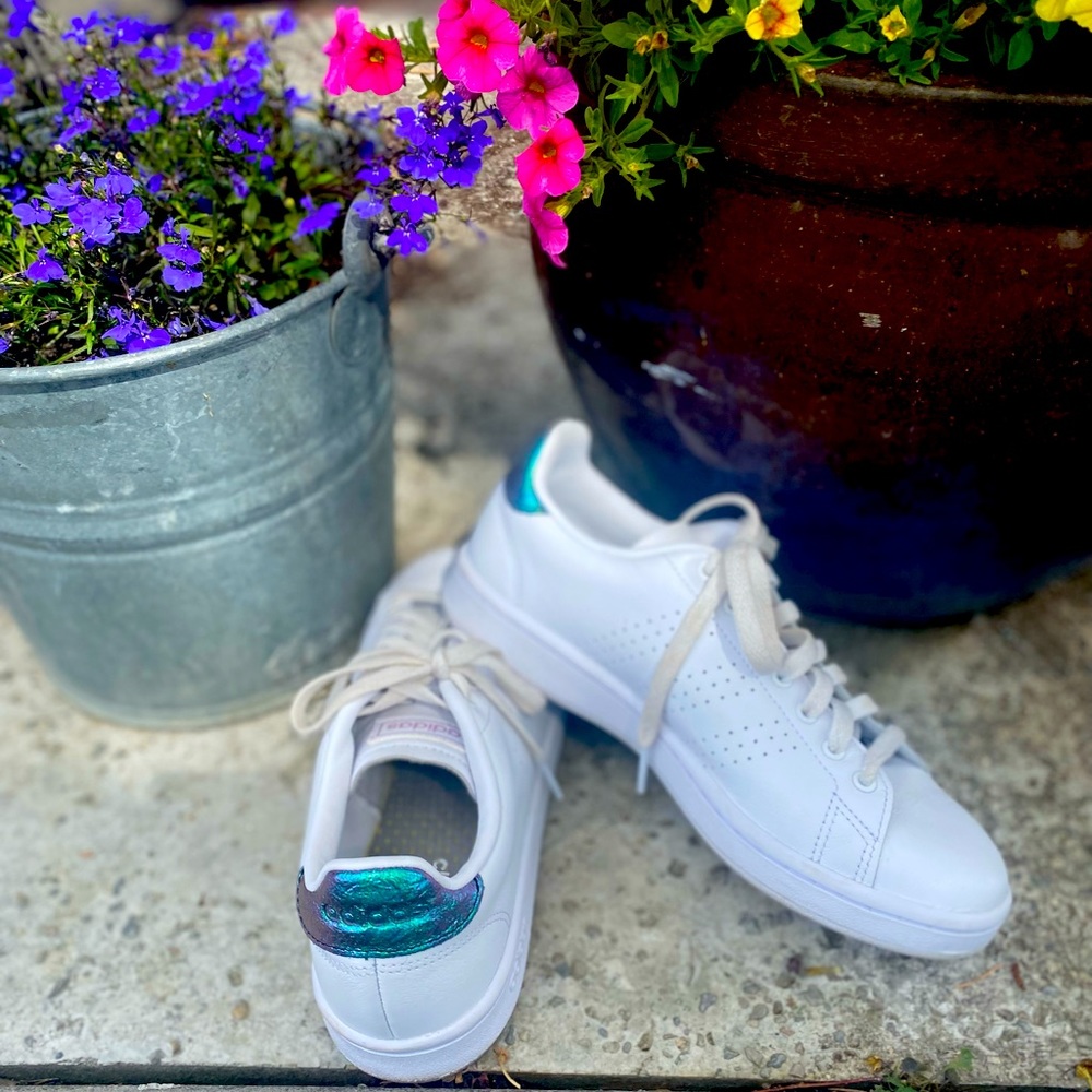 Adidas Tennis shoes